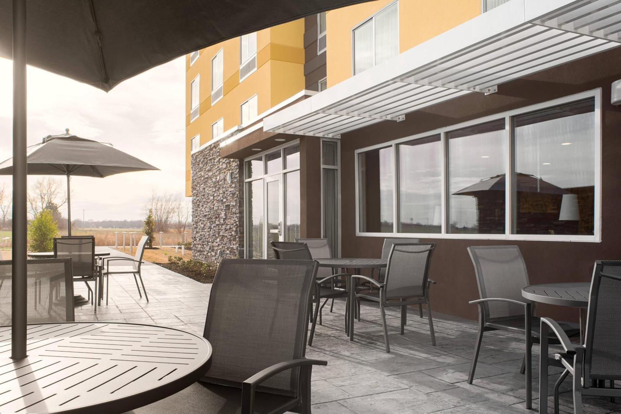 Fairfield Inn & Suites By Marriott Memphis Marion, Ar Екстериор снимка